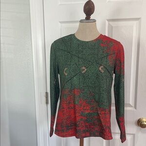Just fashion now Red Green Long Sleeve pull over jersey Top women’s size S nwts